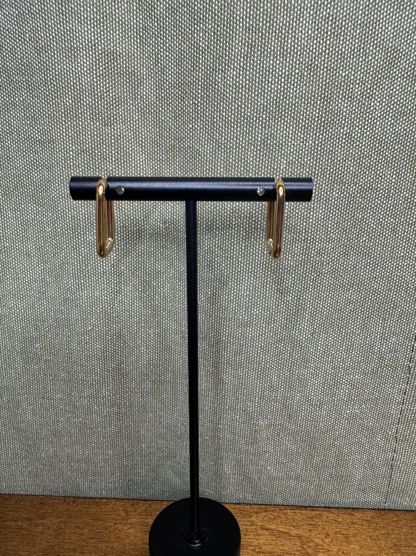 21mm Rectangle Huggie Earrings